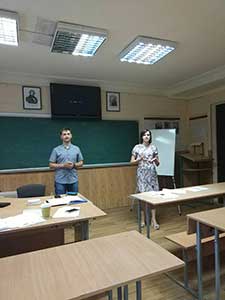Выпускники курса Риторика - ораторское искусство с преподавателем Калининой Анной в Киеве. Учебный центр Успех