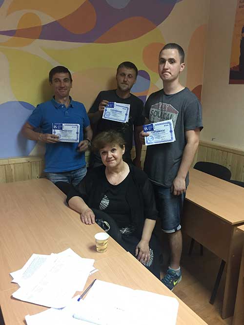 В киевском учебном центре Успех выпустилась группа по курсу Садовник-дизайнер